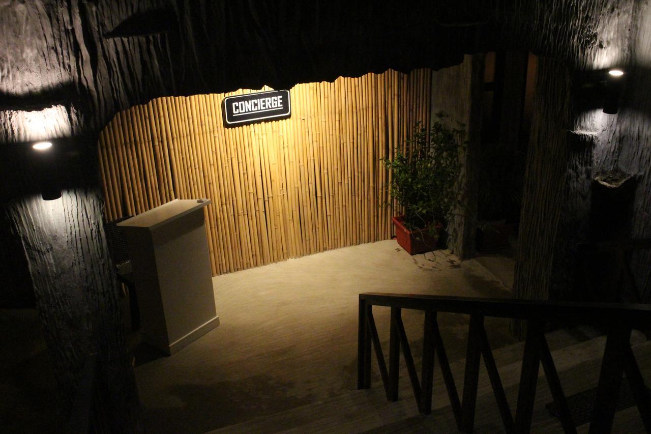 The Cavern Pod Hotel & Specialty Cafe El Nido Buitenkant foto